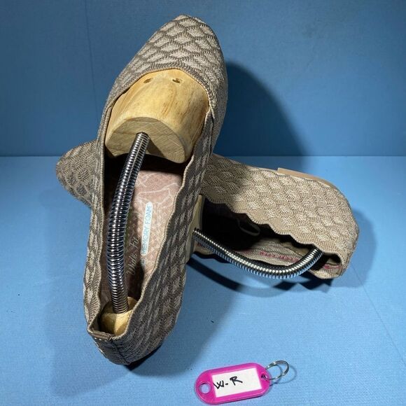 Skechers Cleo Honeycomb Memory Foam Slip-On Taupe Flats Shoe 44882 Size 7.5 - Picture 1 of 8